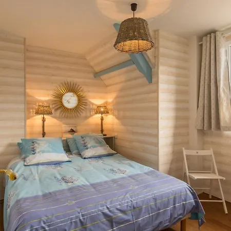 G83 Tatil Evi Jullouville-les-Pins