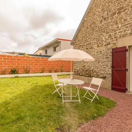 G83 Tatil Evi Jullouville-les-Pins